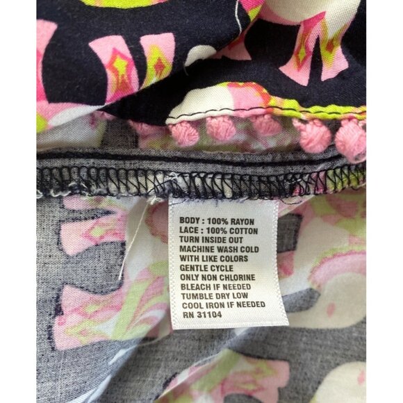 Crown & Ivy Sleeveless Top Sz XL Navy Background With Elephants - Picture 6 of 6